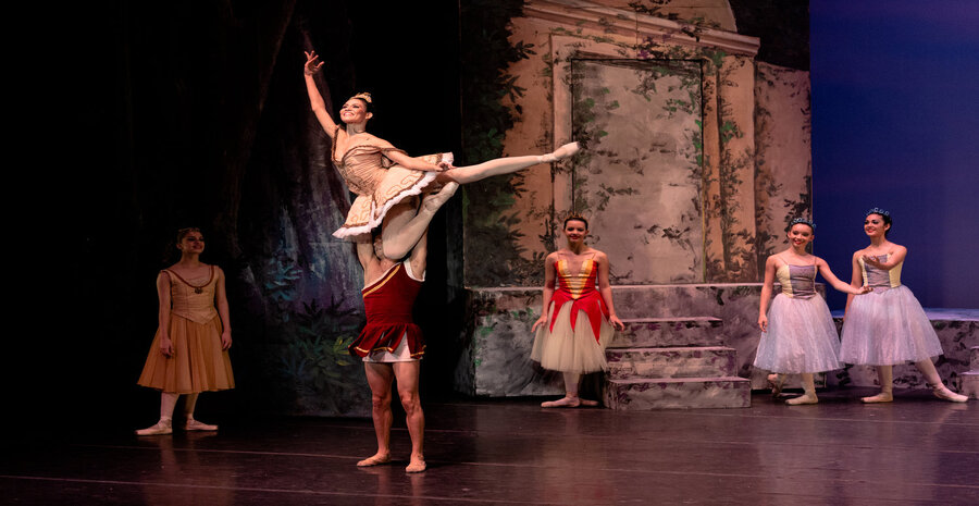 Danza y Teatro